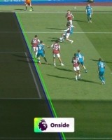 英超官方晒伯恩茅斯球员埃瓦尼尔森进球VAR划线图，确认进球有效